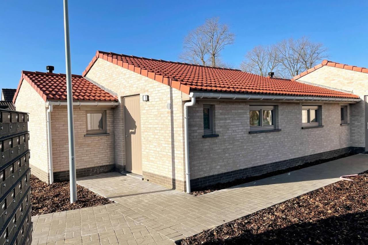 Wh95 Gezellig Vakantiehuisje -4P- Met Tuin En Parking Koksijde Bagian luar foto